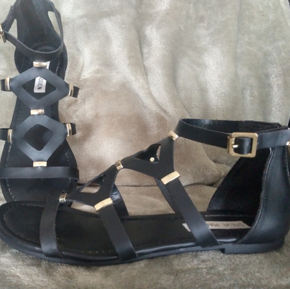 Steve Madden ankle sandals